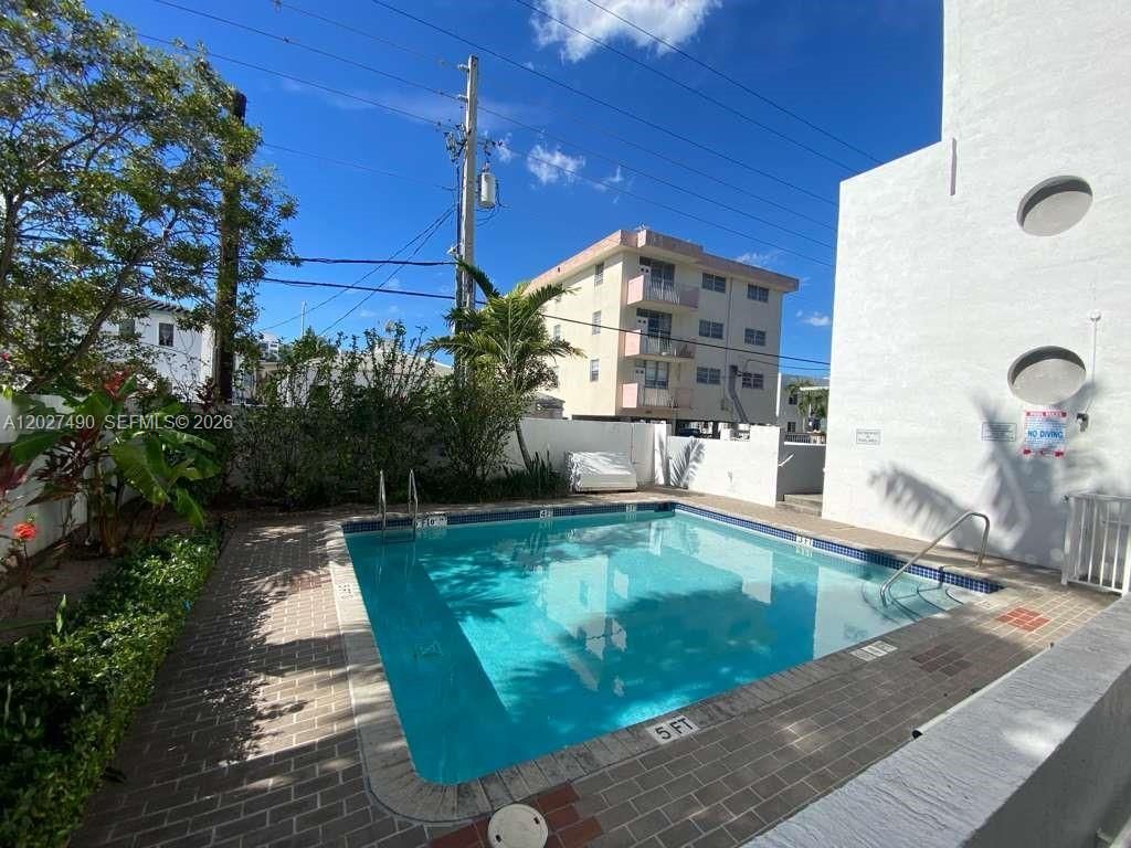 7832 Collins Ave , Unit 201, Miami Beach, FL 33141 Photo