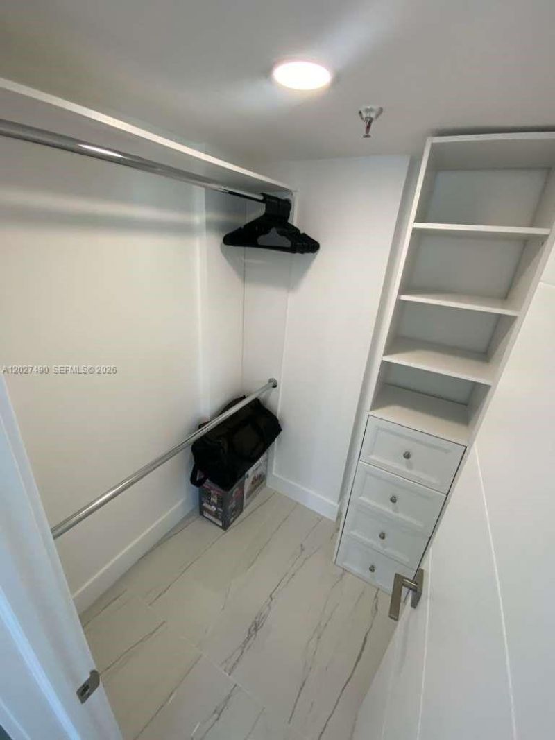 7832 Collins Ave , Unit 201, Miami Beach, FL 33141 Photo