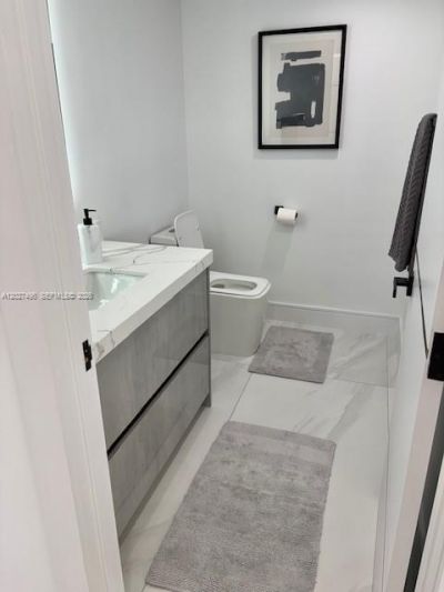 19707 Turnberry Way , Unit 23J, Aventura, FL 33180 Photo