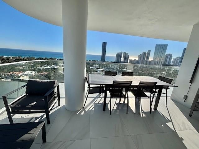 19707 Turnberry Way , Unit 23J, Aventura, FL 33180 Photo