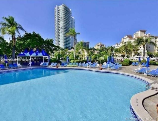 19707 Turnberry Way , Unit 23J, Aventura, FL 33180 Photo