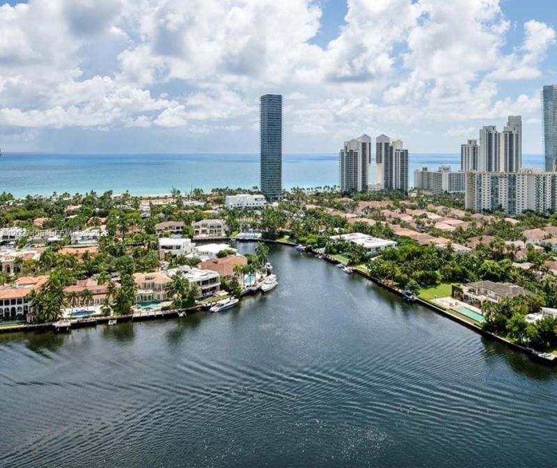 19707 Turnberry Way , Unit 23J, Aventura, FL 33180 Photo