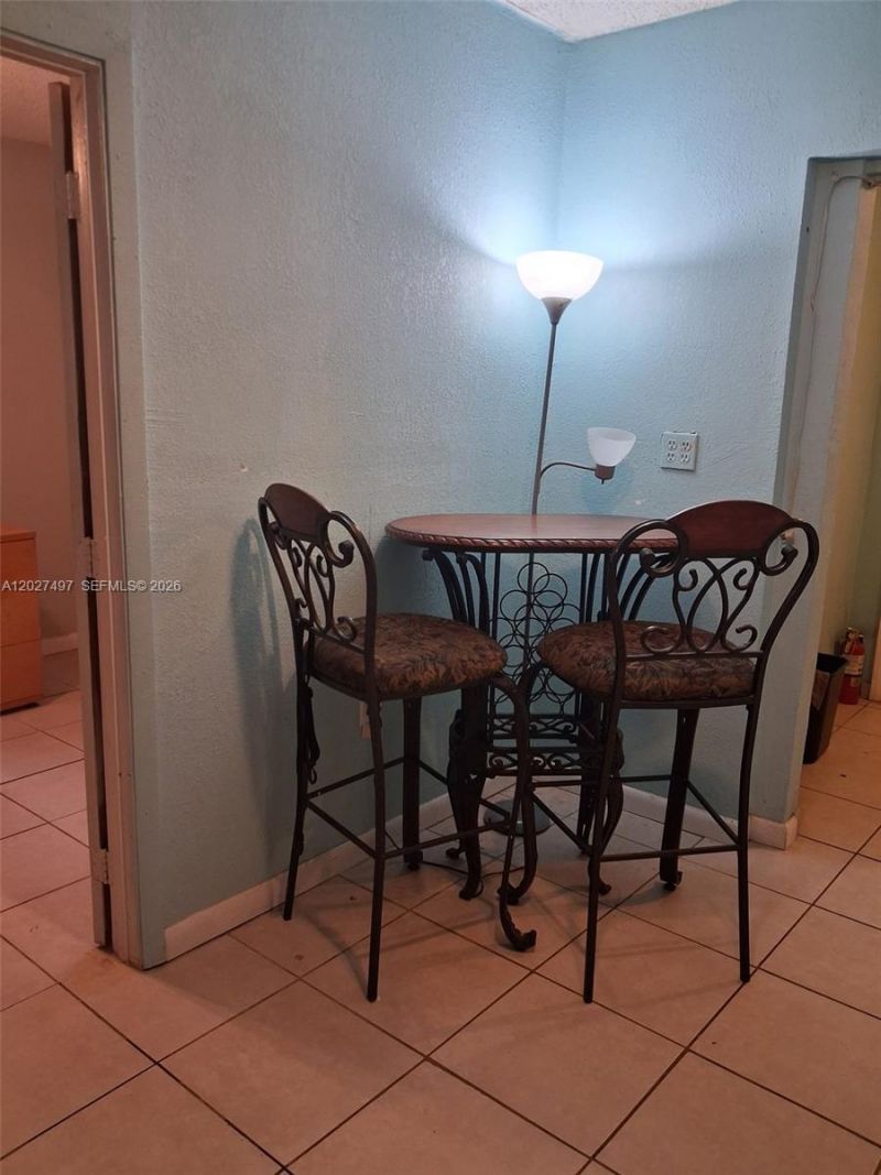 1800 Pinehurst Dr , Unit 1, West Palm Beach, FL 33407 Photo