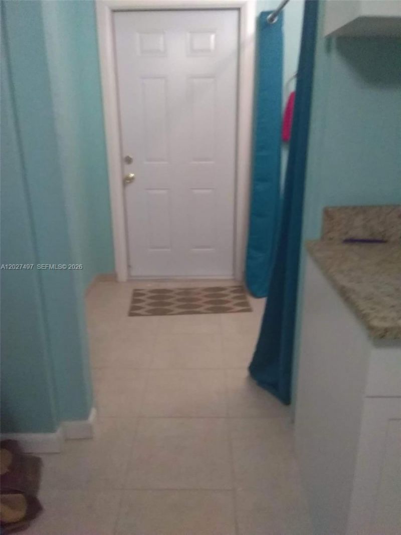 1800 Pinehurst Dr , Unit 1, West Palm Beach, FL 33407 Photo