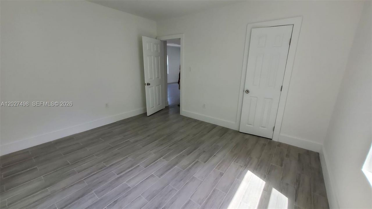 560 NW 53rd St , Miami, FL 33127 Photo