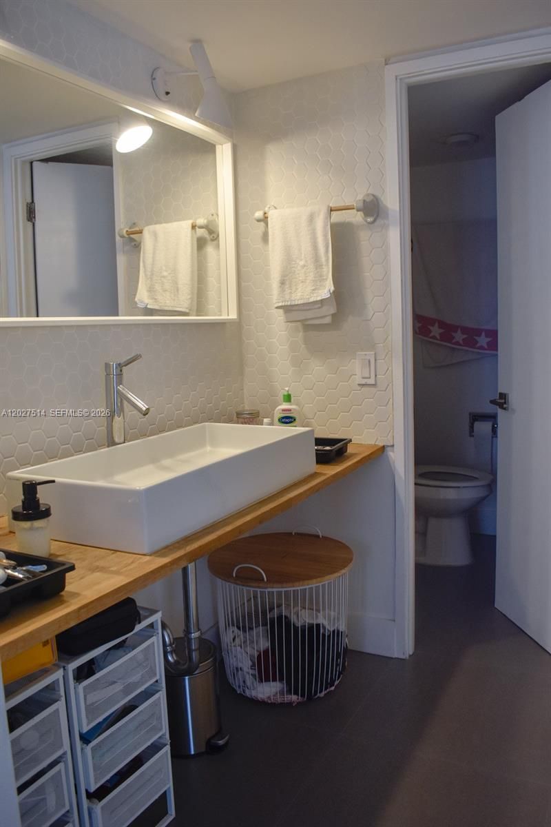 600 NE 36th St , Unit 1711, Miami, FL 33137 Photo