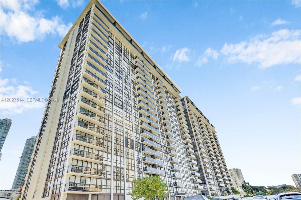 600 NE 36th St , Unit 1711, Miami, FL 33137 Photo
