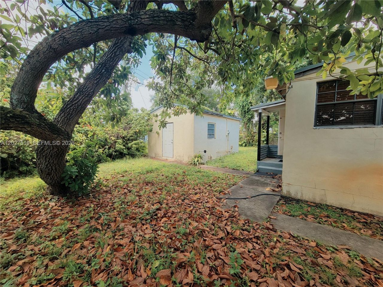 7305 SW 17th Ter , Miami, FL 33155 Photo