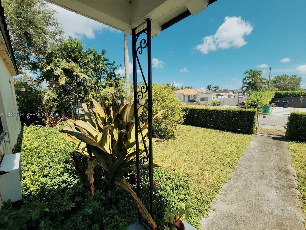 7305 SW 17th Ter , Miami, FL 33155 Photo