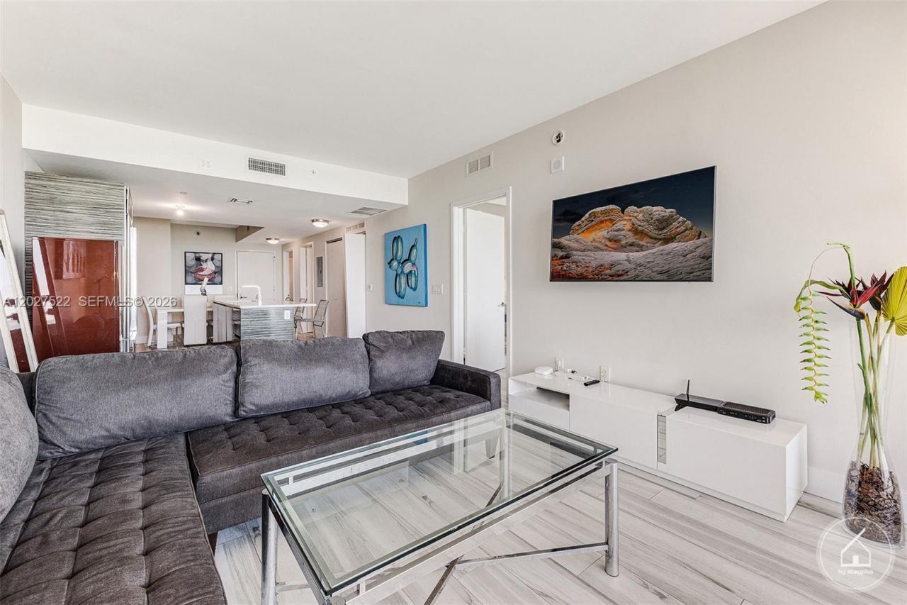 460 NE 28th St , Unit 1707, Miami, FL 33137 Photo