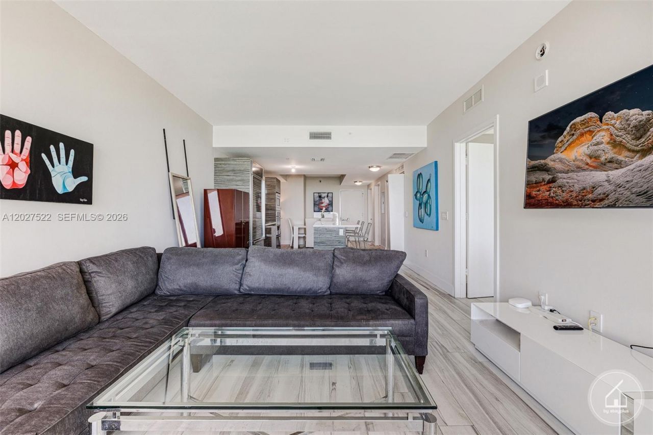 460 NE 28th St , Unit 1707, Miami, FL 33137 Photo