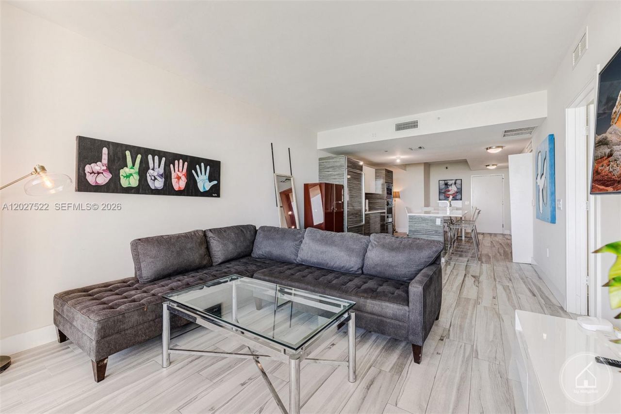 460 NE 28th St , Unit 1707, Miami, FL 33137 Photo
