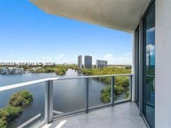 17111 Biscayne Blvd , Unit 1210, North Miami Beach, FL 33160