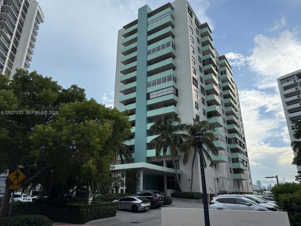 5 Island Ave , Unit 5J, Miami Beach, FL 33139