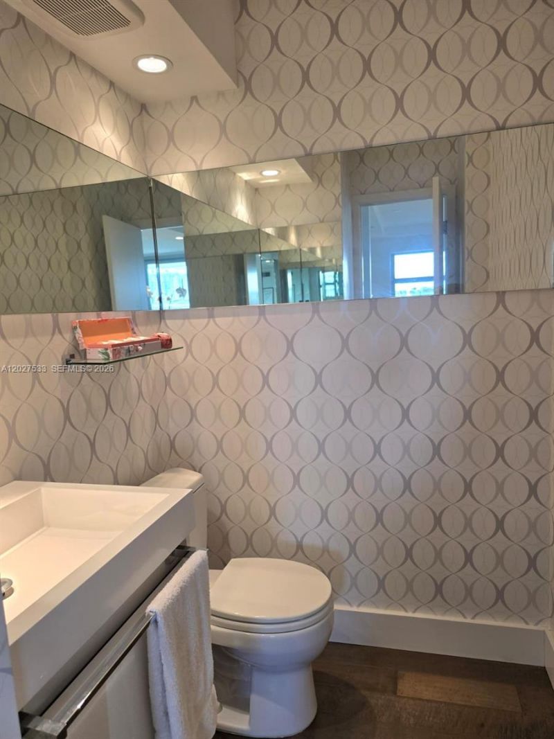 5 Island Ave , Unit 5J, Miami Beach, FL 33139 Photo