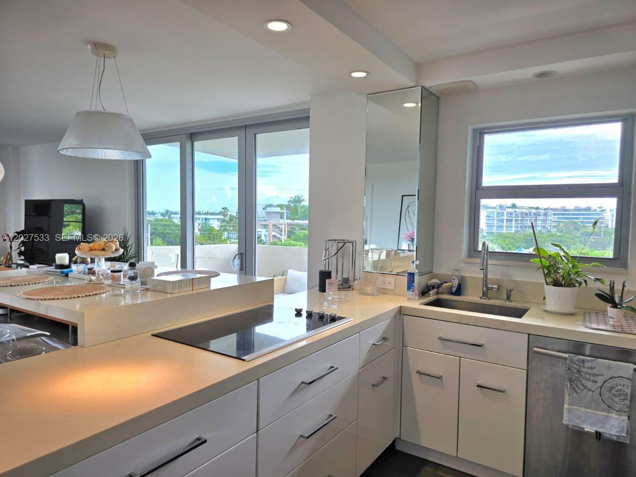 5 Island Ave , Unit 5J, Miami Beach, FL 33139 Photo