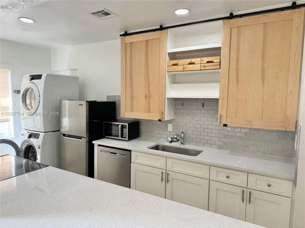 406 SE 11th Ct , Unit 2, Fort Lauderdale, FL 33316