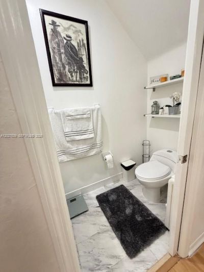 5610 NW 114th Pl , Unit 202, Doral, FL 33178 Photo