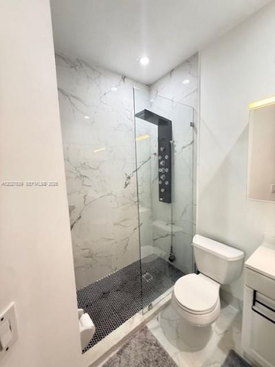 5610 NW 114th Pl , Unit 202, Doral, FL 33178 Photo