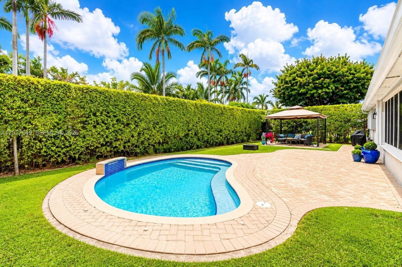 5810 SW 89th Court, Miami, FL 33173 Photo