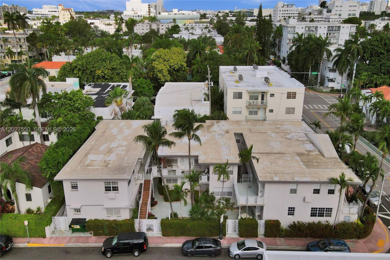 717 Espanola Way , Unit 204, Miami Beach, FL 33139 Photo