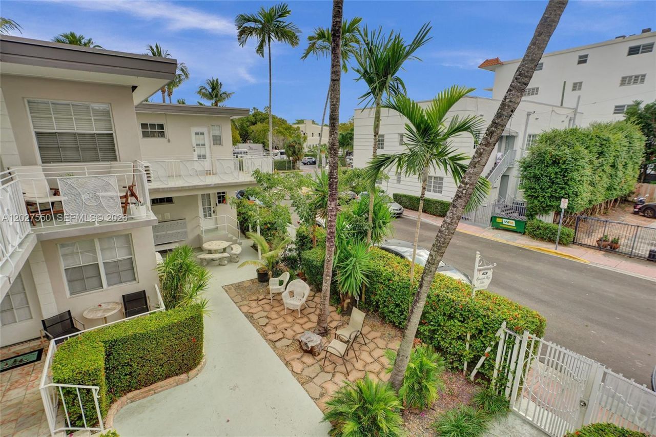 717 Espanola Way , Unit 204, Miami Beach, FL 33139 Photo