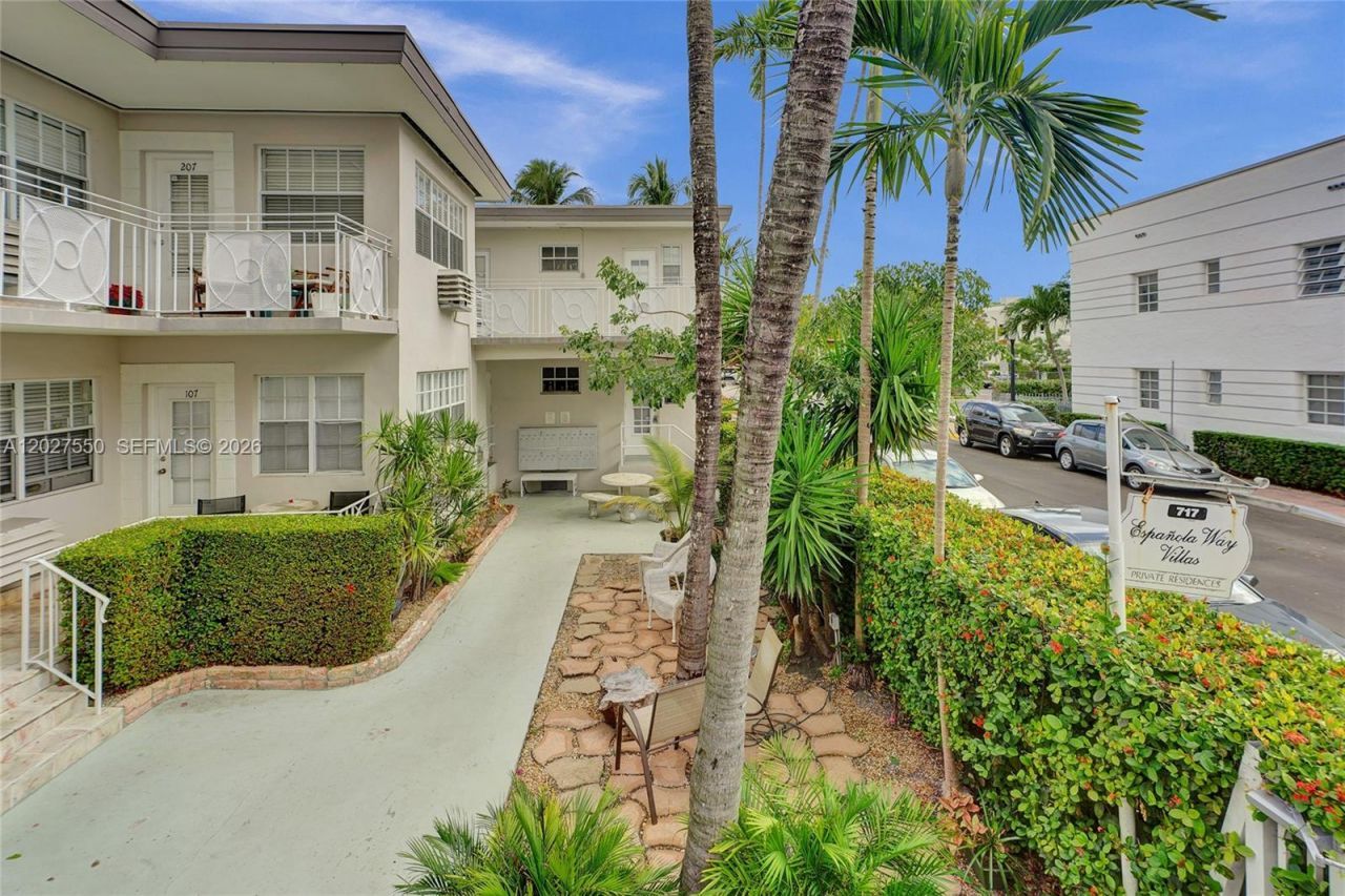 717 Espanola Way , Unit 204, Miami Beach, FL 33139 Photo