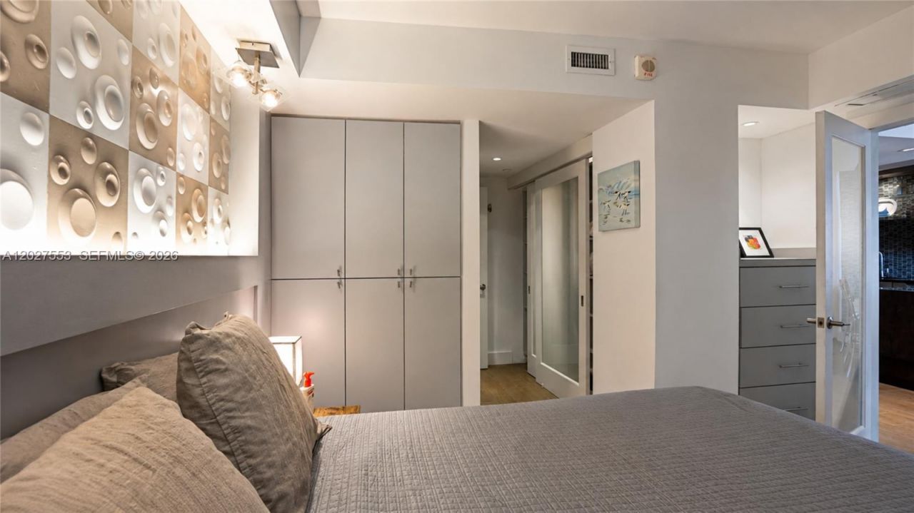 100 Lincoln Rd , Unit 533, Miami Beach, FL 33139 Photo
