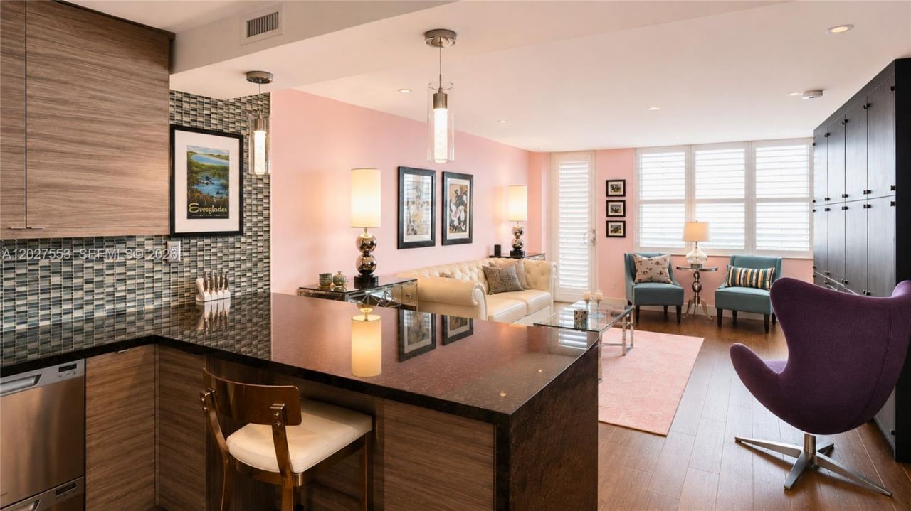 100 Lincoln Rd , Unit 533, Miami Beach, FL 33139 Photo