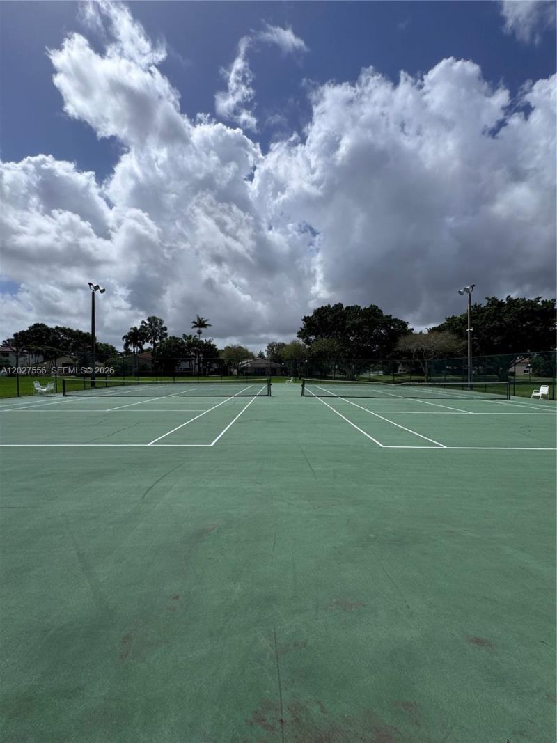 1532 W Harmony Lake Cir , Davie, FL 33324 Photo