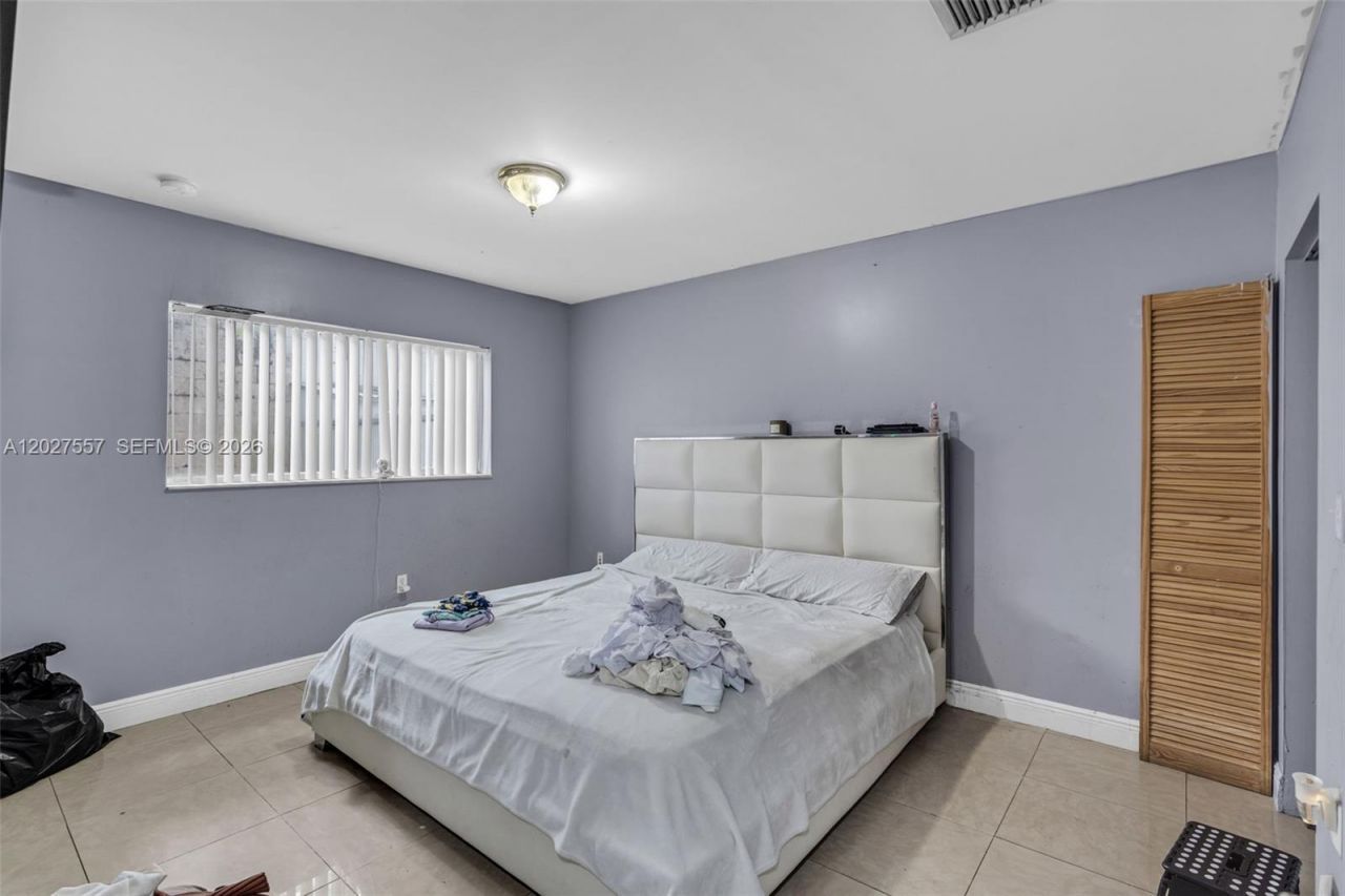 2986 NW 26th St , Miami, FL 33142 Photo