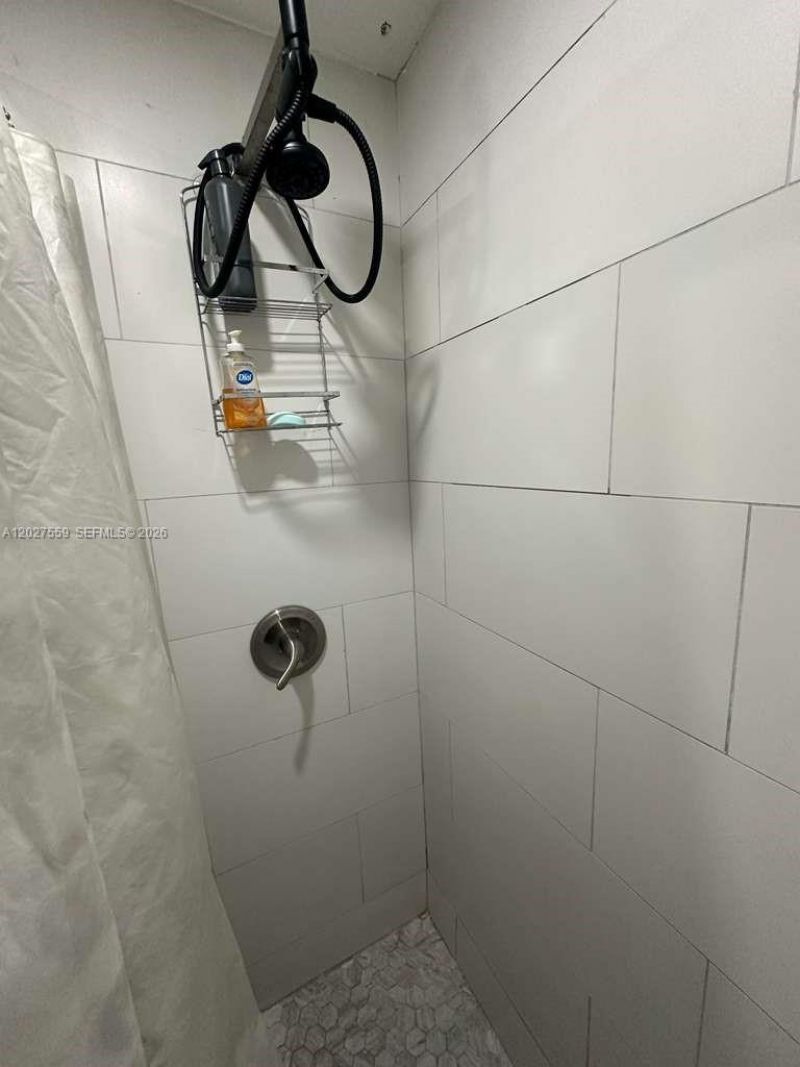 685 SW 7th Ter , Dania Beach, FL 33004 Photo