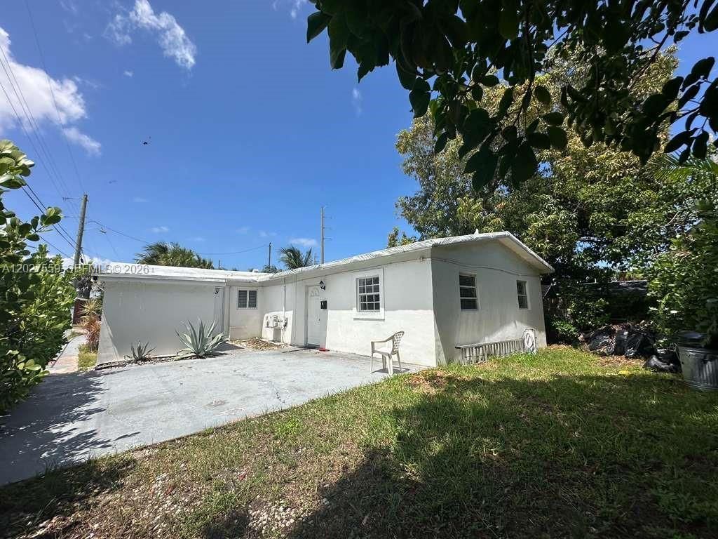 685 SW 7th Ter , Dania Beach, FL 33004 Photo