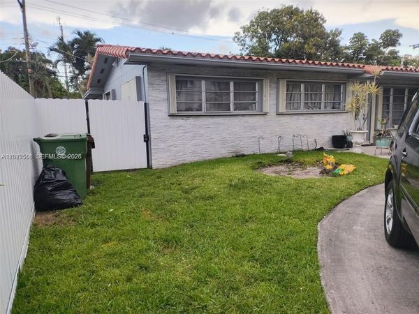 1090 W 60th St , Unit 1, Hialeah, FL 33012