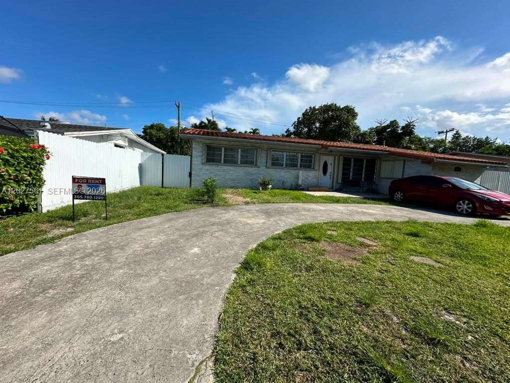 1090 W 60th St, Unit 1, Hialeah, FL 33012 Photo