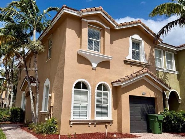 1498 SE 25th Ave , Homestead, FL 33035