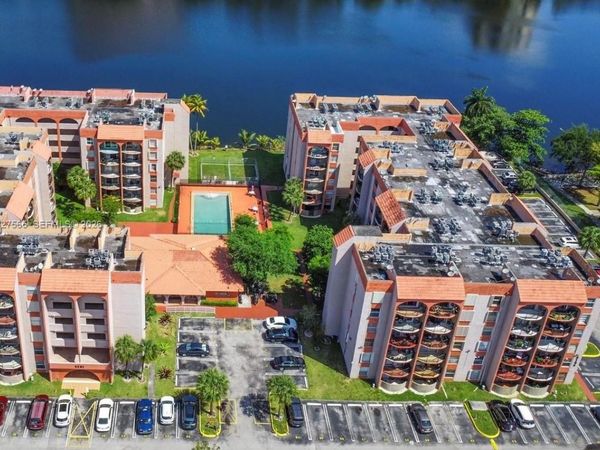 5199 NW 7th St , Unit 112, Miami, FL 33126