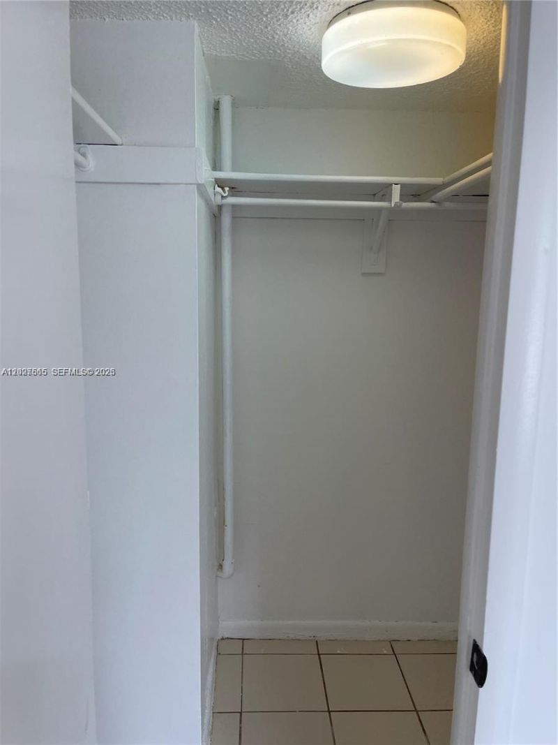 5199 NW 7th St , Unit 112, Miami, FL 33126 Photo