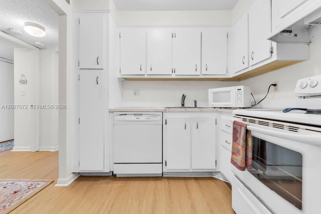 6600 Cypress Rd , Unit 310, Plantation, FL 33317 Photo