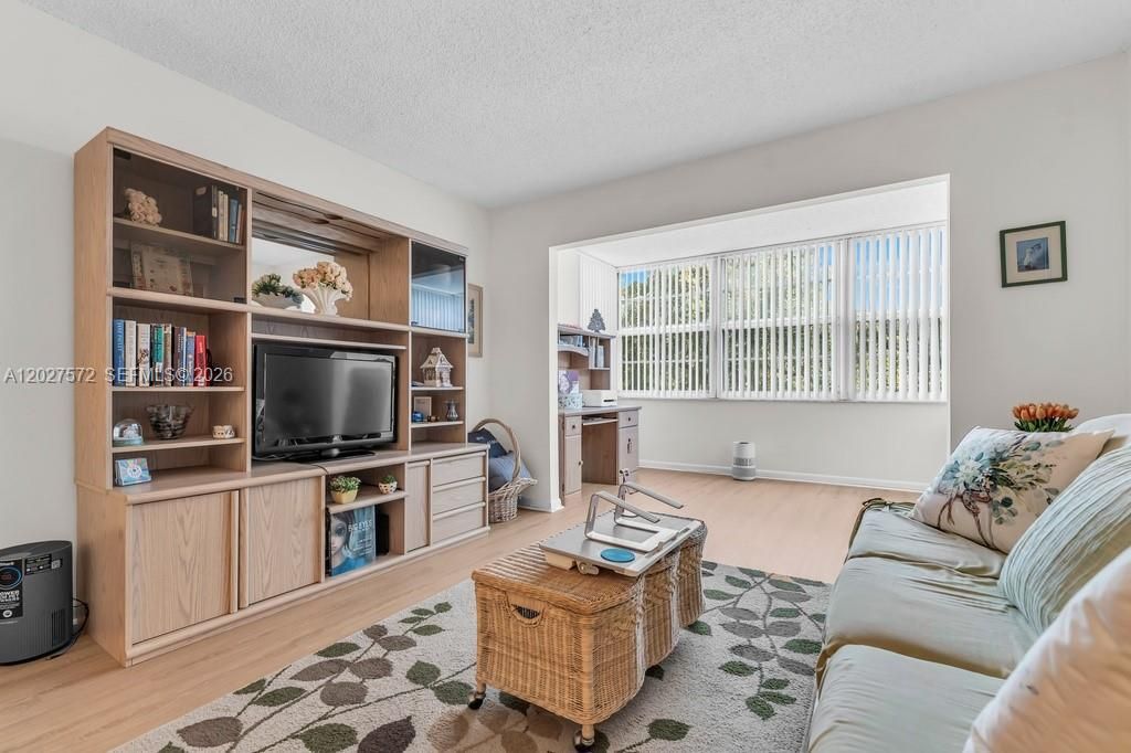 6600 Cypress Rd , Unit 310, Plantation, FL 33317 Photo