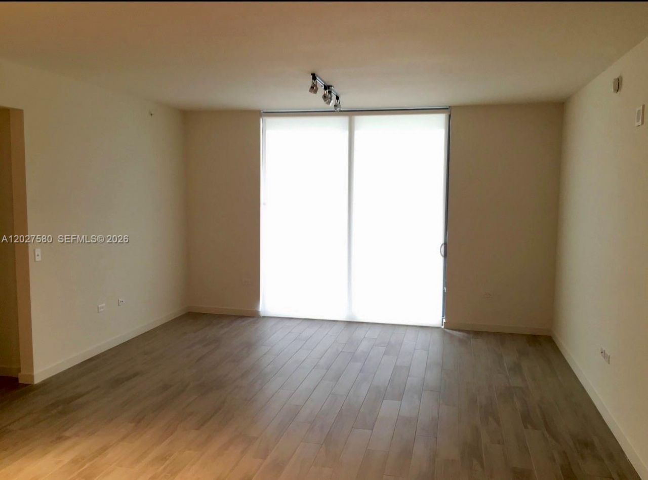 999 SW 1st Ave , Unit 2005, Miami, FL 33130 Photo