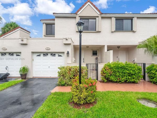 21160 Mainsail Cir , Unit H12, Aventura, FL 33180