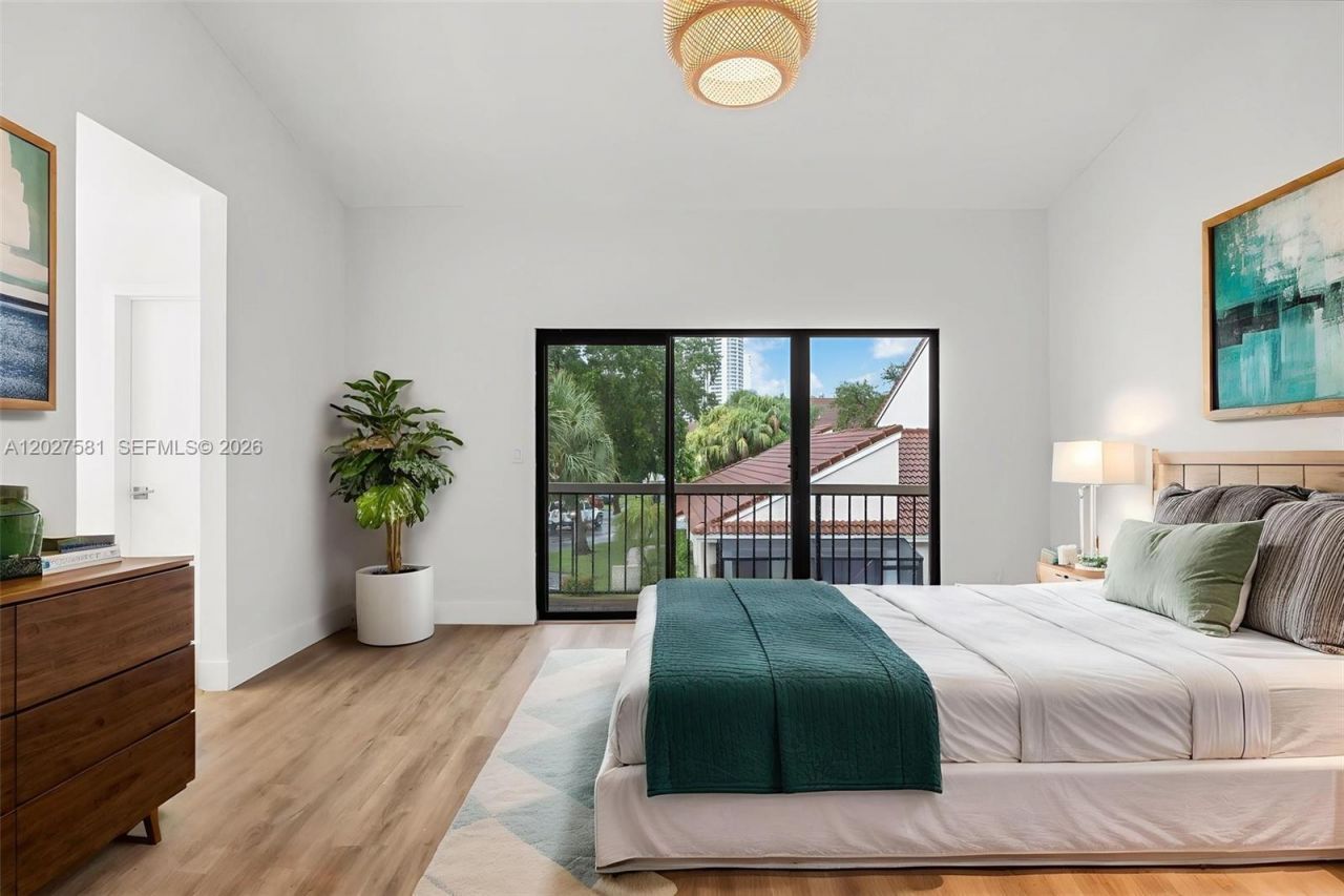 21160 Mainsail Cir , Unit H12, Aventura, FL 33180 Photo