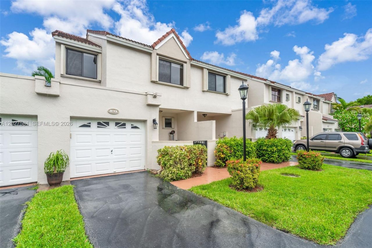 21160 Mainsail Cir , Unit H12, Aventura, FL 33180 Photo
