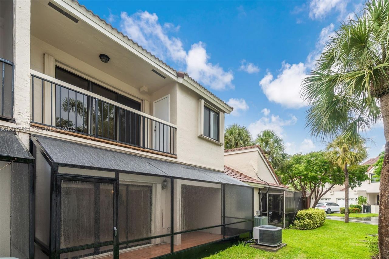 21160 Mainsail Cir , Unit H12, Aventura, FL 33180 Photo