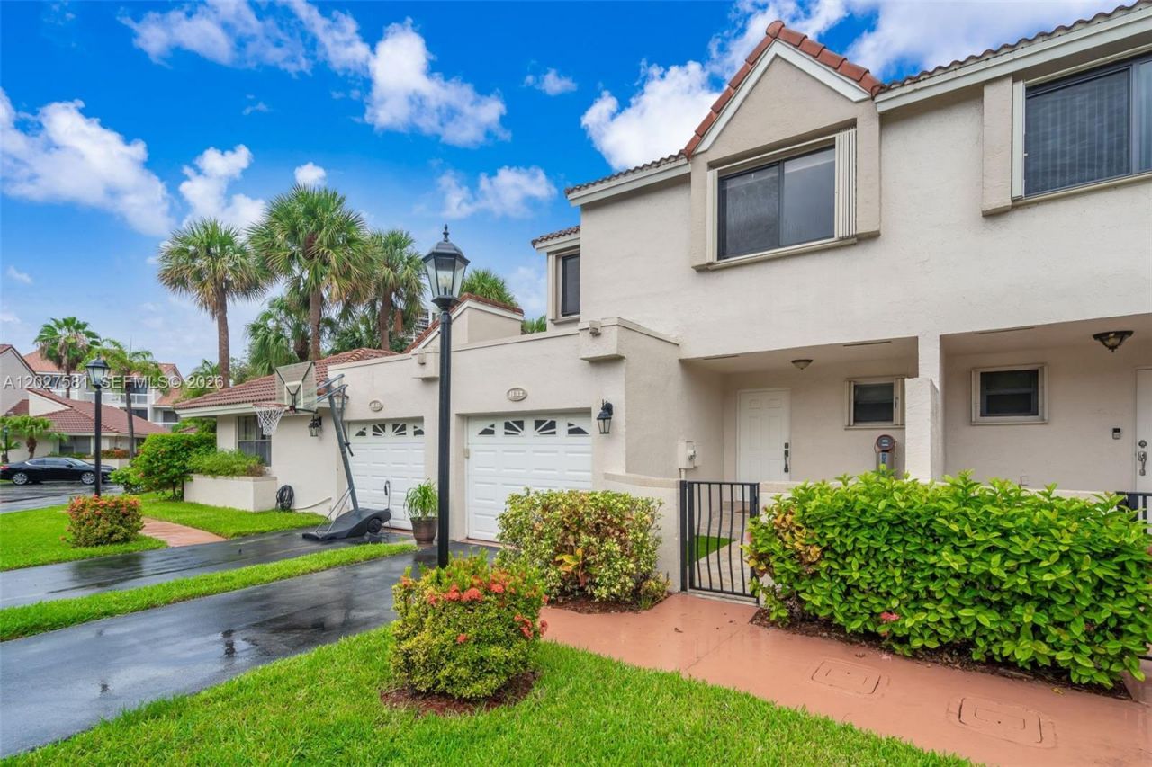 21160 Mainsail Cir , Unit H12, Aventura, FL 33180 Photo