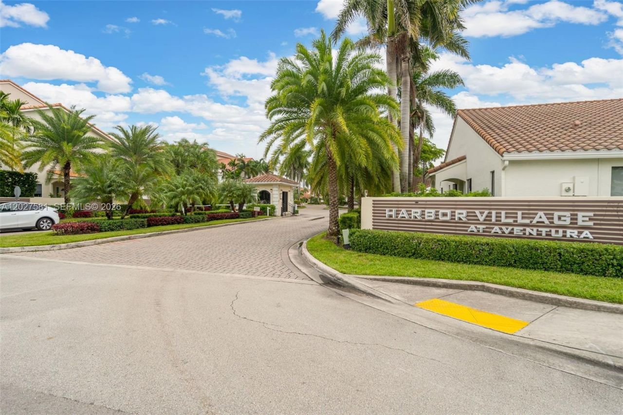 21160 Mainsail Cir , Unit H12, Aventura, FL 33180 Photo