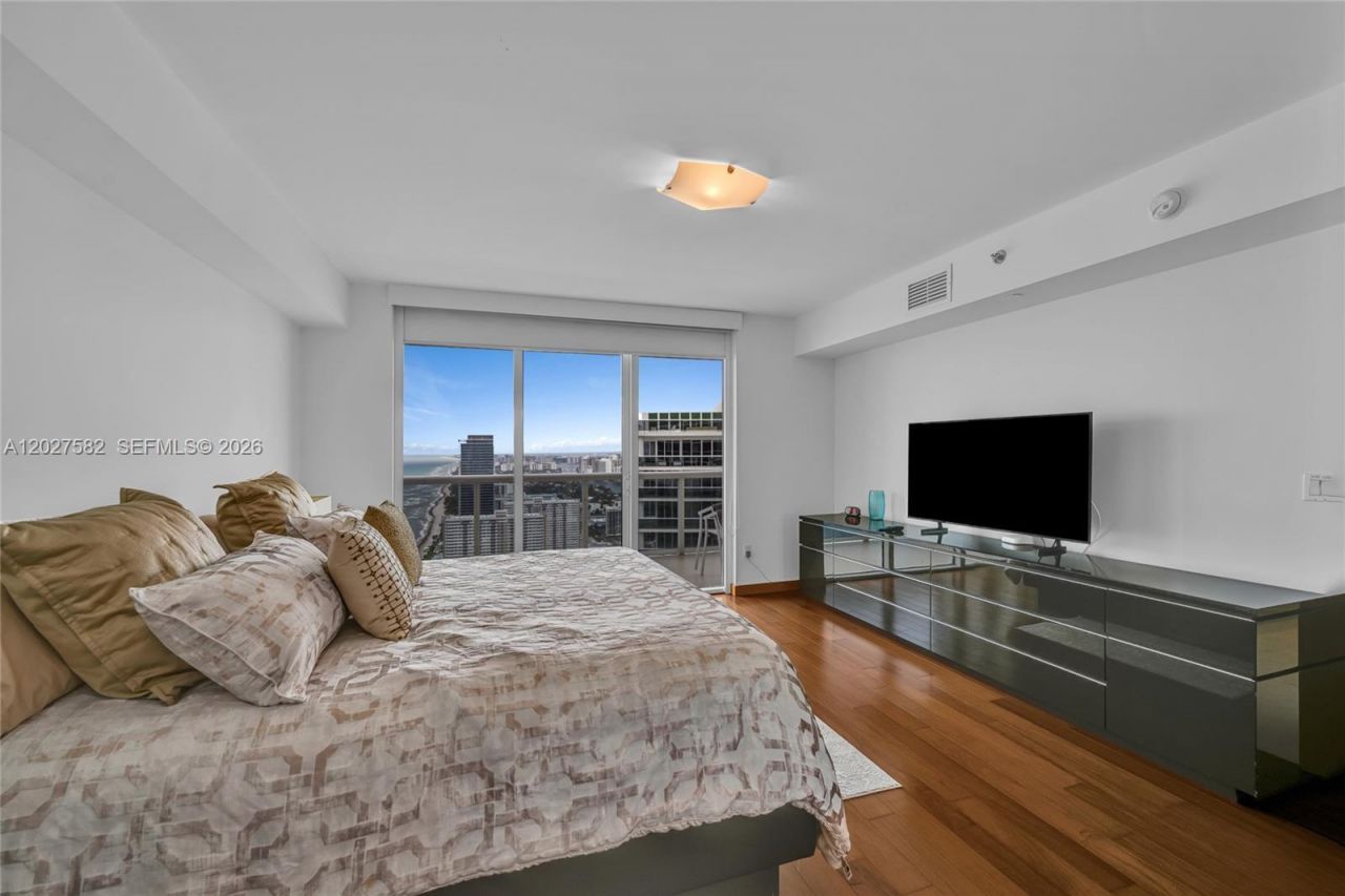 1830 S Ocean Dr , Unit 4404, Hallandale Beach, FL 33009 Photo