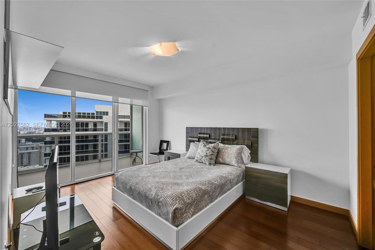 1830 S Ocean Dr , Unit 4404, Hallandale Beach, FL 33009 Photo