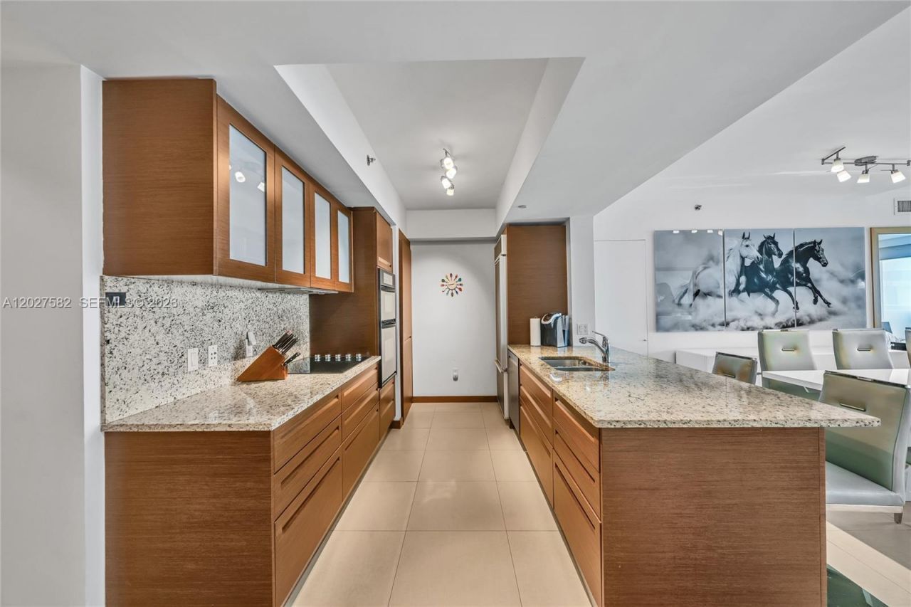 1830 S Ocean Dr , Unit 4404, Hallandale Beach, FL 33009 Photo